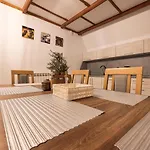 Bed & Breakfast Skowyrowe Wzgorze - Z Pieknym Widokiem Na Gory *