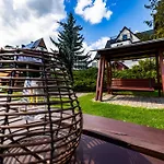 Skowyrowe Wzgorze - Z Pieknym Widokiem Na Gory
