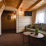 Skowyrowe Wzgorze - Z Pieknym Widokiem Na Gory Panzió Gliczarów