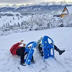 Skowyrowe Wzgorze - Z Pieknym Widokiem Na Gory Panzió *