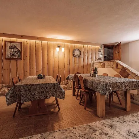 Bed & Breakfast Skowyrowe Wzgorze - Z Pieknym Widokiem Na Gory Gliczarow