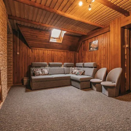 Bed & Breakfast Skowyrowe Wzgorze - Z Pieknym Widokiem Na Gory Gliczarow