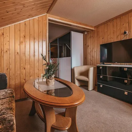 Skowyrowe Wzgorze - Z Pieknym Widokiem Na Gory Bed & Breakfast *