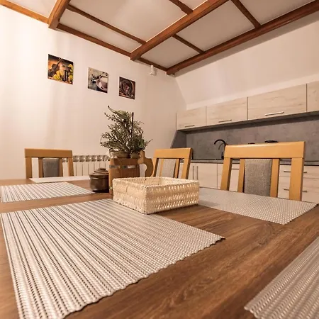 Bed & Breakfast Skowyrowe Wzgorze - Z Pieknym Widokiem Na Gory *