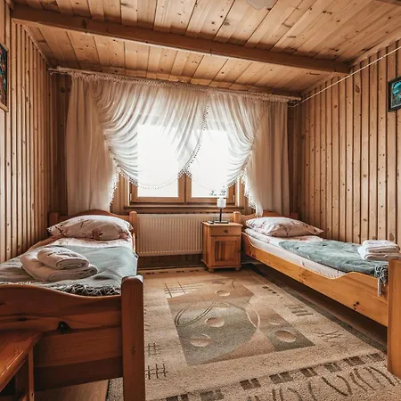 Bed & Breakfast Skowyrowe Wzgorze - Z Pieknym Widokiem Na Gory