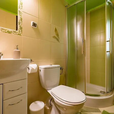 Bed & Breakfast Skowyrowe Wzgorze - Z Pieknym Widokiem Na Gory Gliczarow