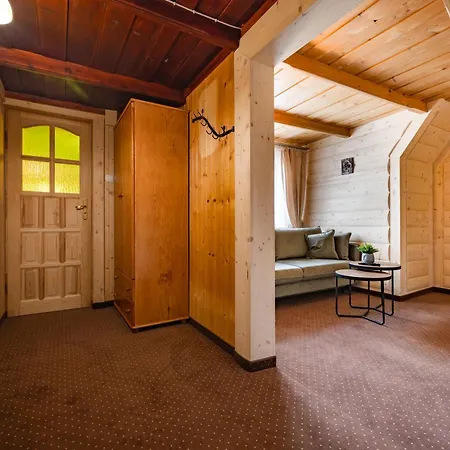 Skowyrowe Wzgorze - Z Pieknym Widokiem Na Gory Bed & Breakfast
