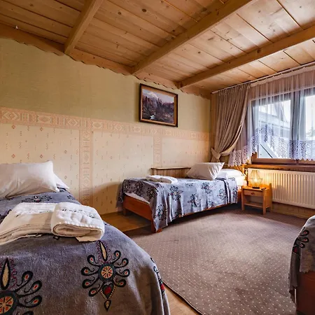 Bed & Breakfast Skowyrowe Wzgorze - Z Pieknym Widokiem Na Gory *